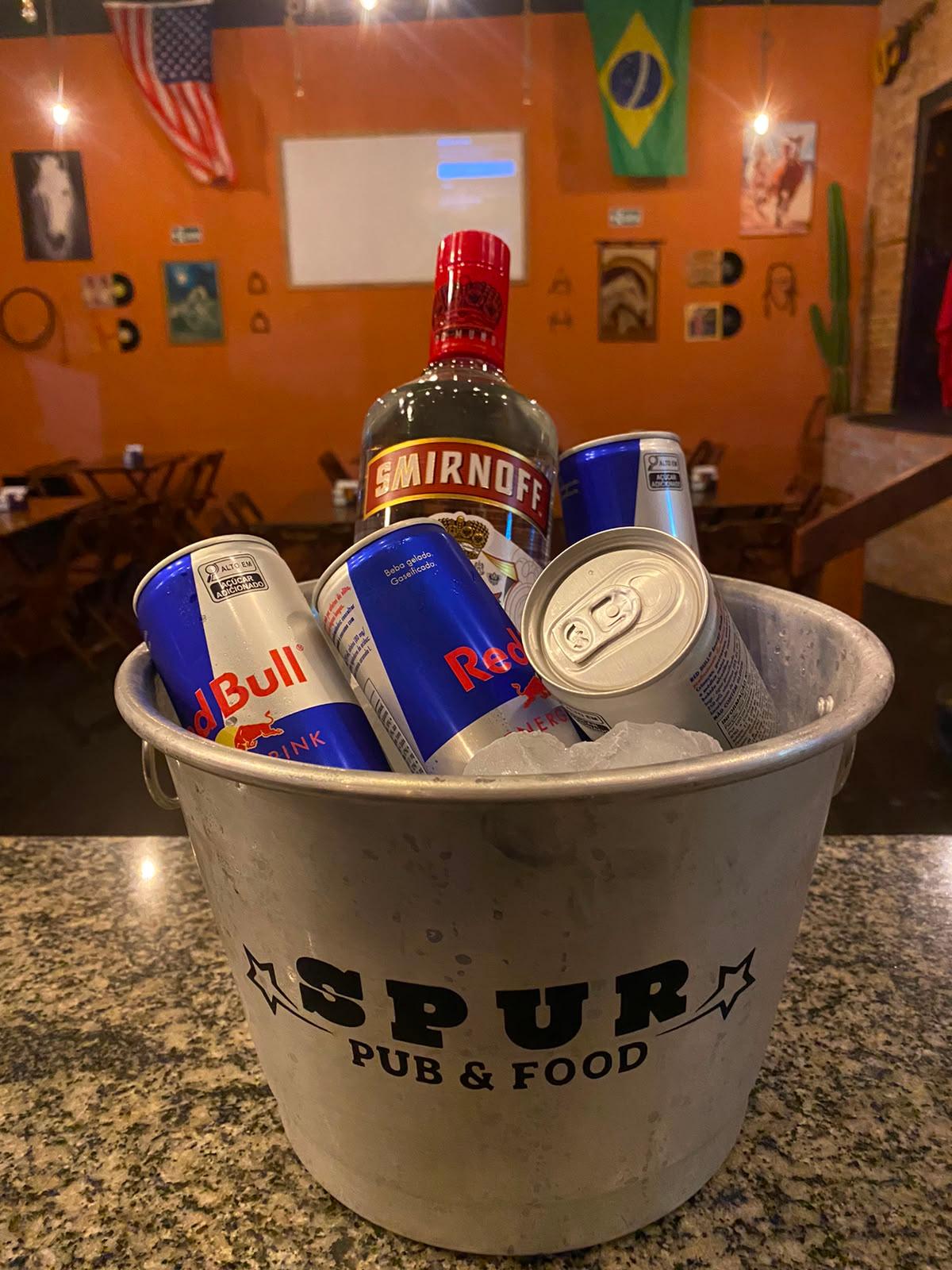COMBO SMIRNOFF + 4 ENERGÉTICOS