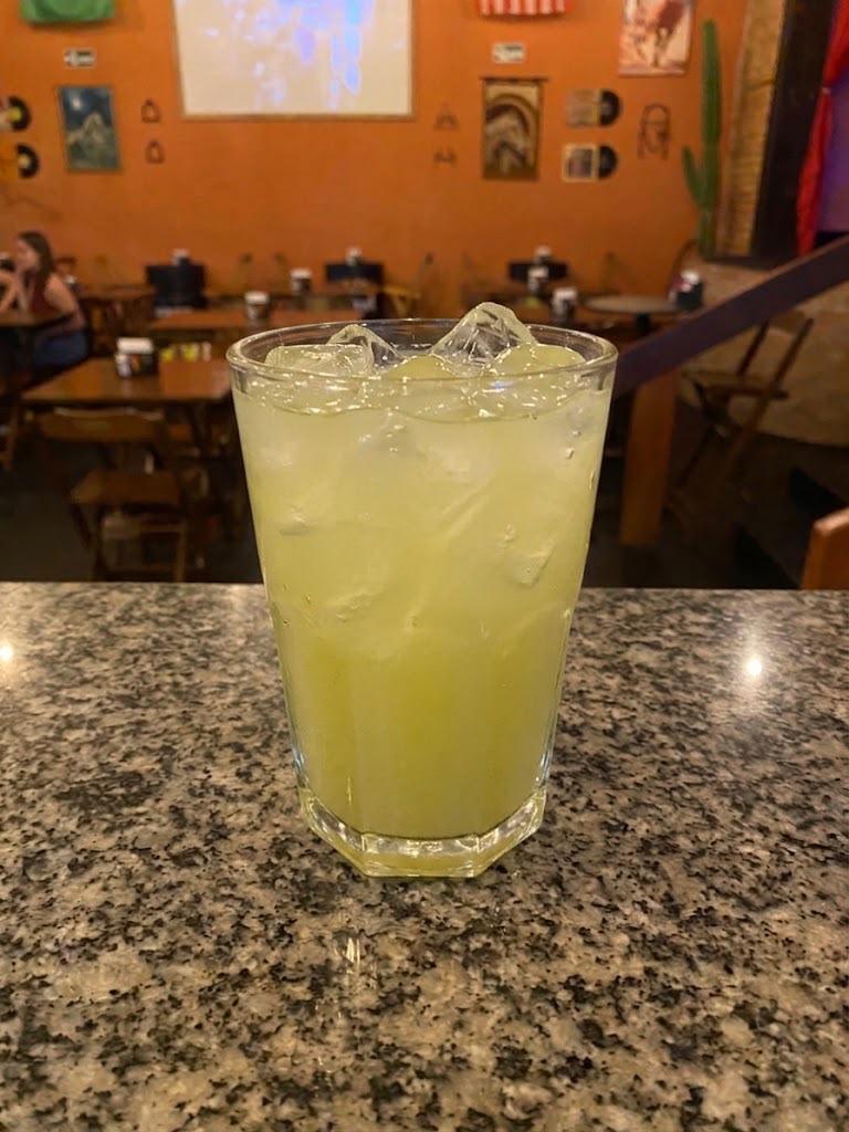 SUCO DE ABACAXI COPO